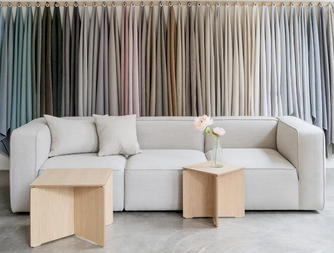 Customer visiting a MAKE Nordic showroom